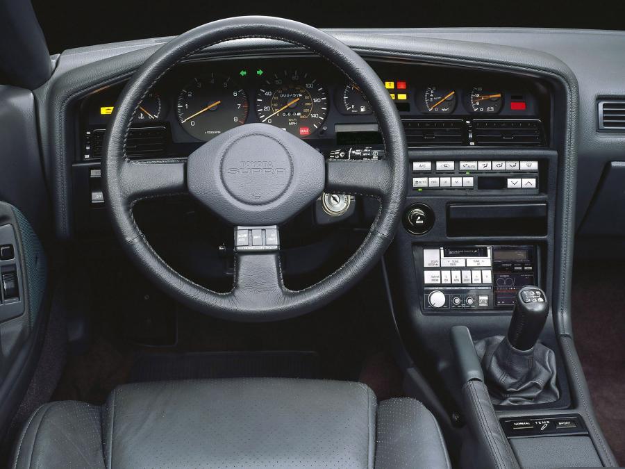  Toyota Supra 3.0 Sports Liftback 1986 года  (US) (фото 2 из 6)